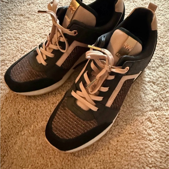Women’s Black and Rose Gold Sneakers - Picture 1 of 6